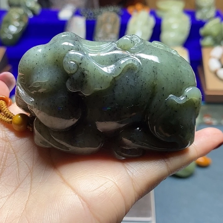 未镶嵌和田玉挂件