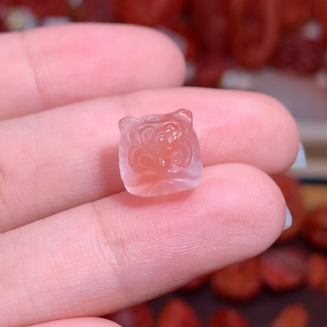 南红玛瑙未镶嵌珠宝半成品醒狮