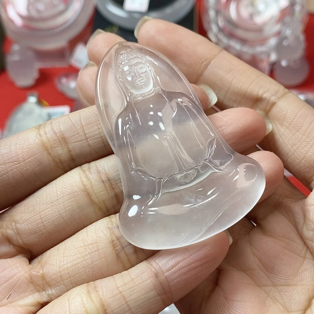 玉***阳吊坠(赠链)未镶嵌石英质玉