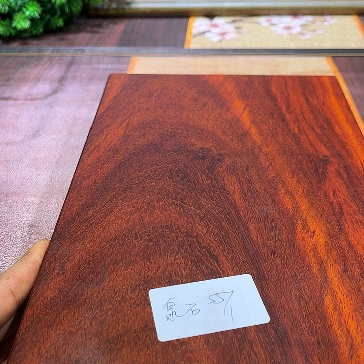 非洲紫檀（红花梨）泉*