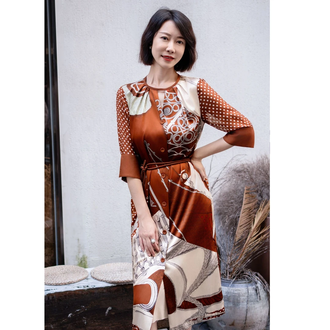 【粉丝福利】2025年夏季新款复古马蹬系列桑蚕丝连衣裙SL24083