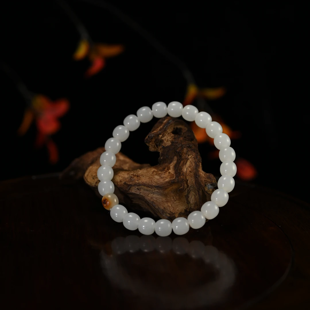 Lot8816 2512140147和田玉白玉手串/保利