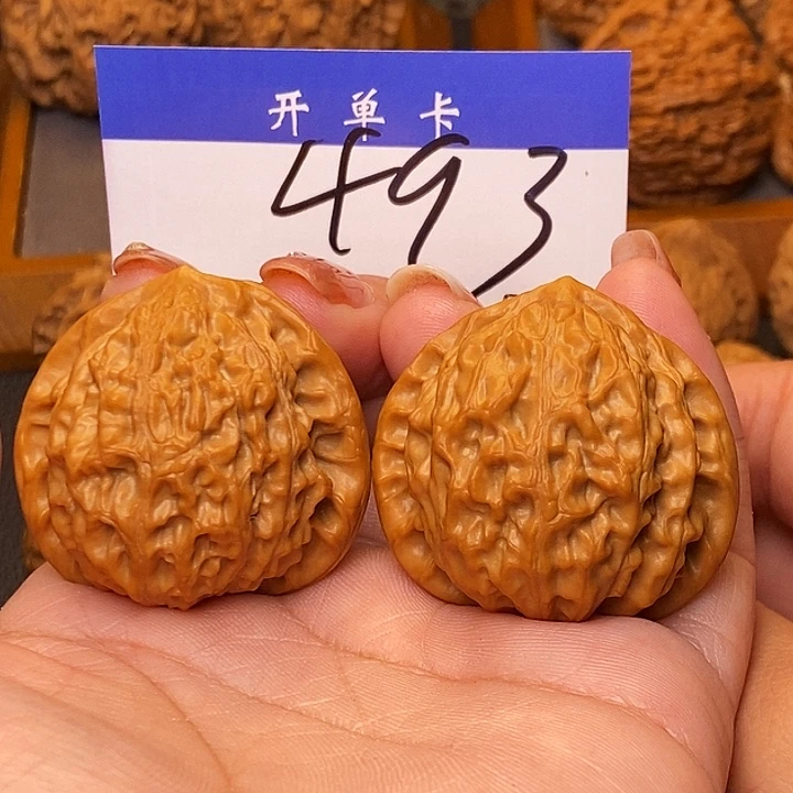 桃核吊坠金牛40有修s