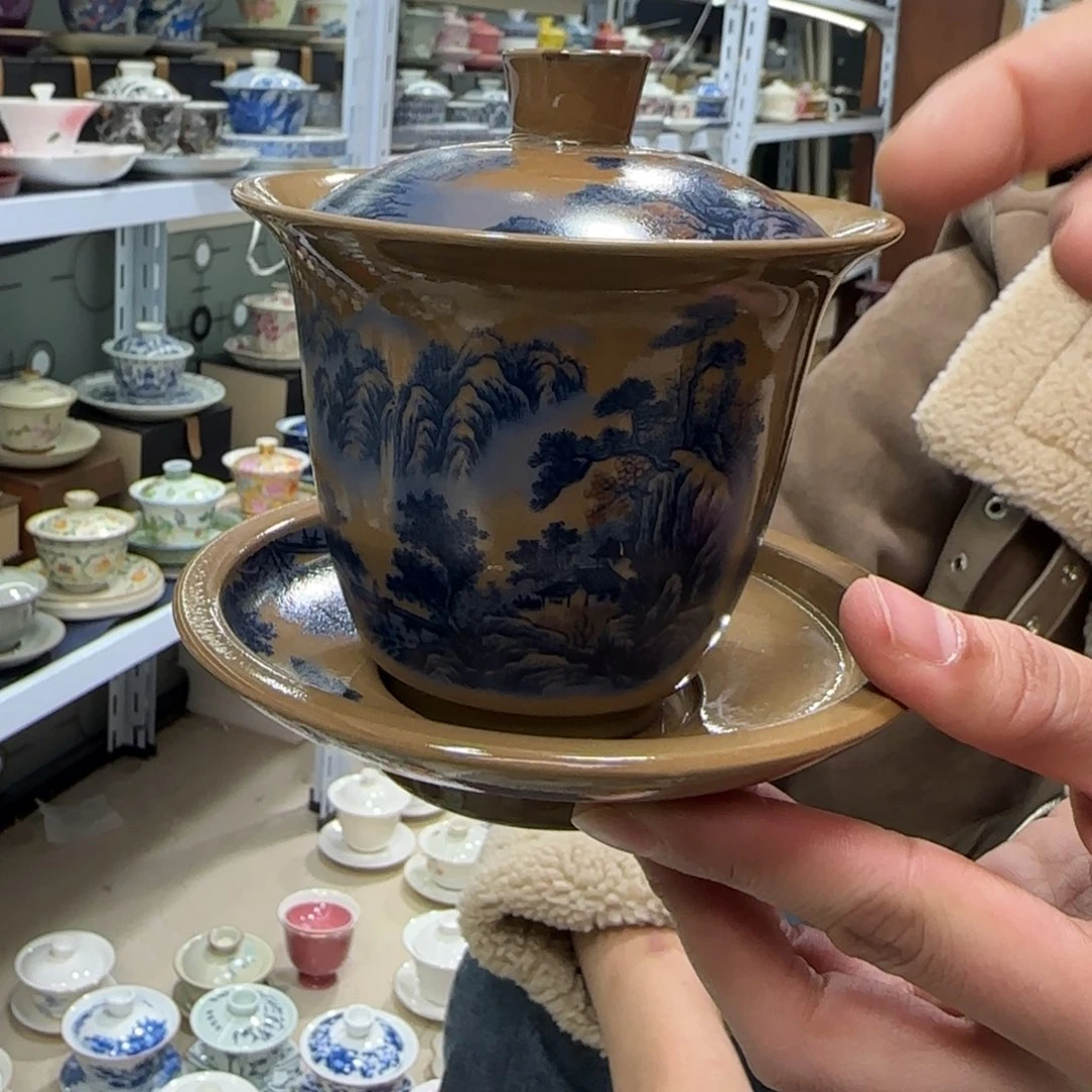 高温下的高温天气使人心情愉悦