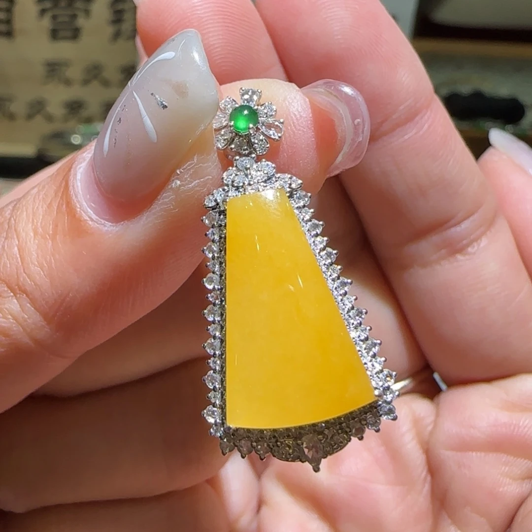 【闪购商品】翡翠颈饰18K金镶嵌缅甸