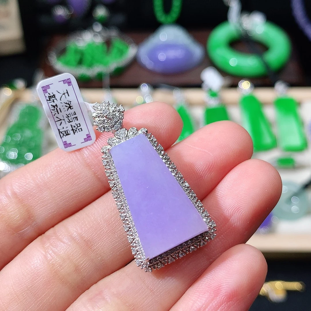 吊坠(不含链)18K金镶嵌翡翠