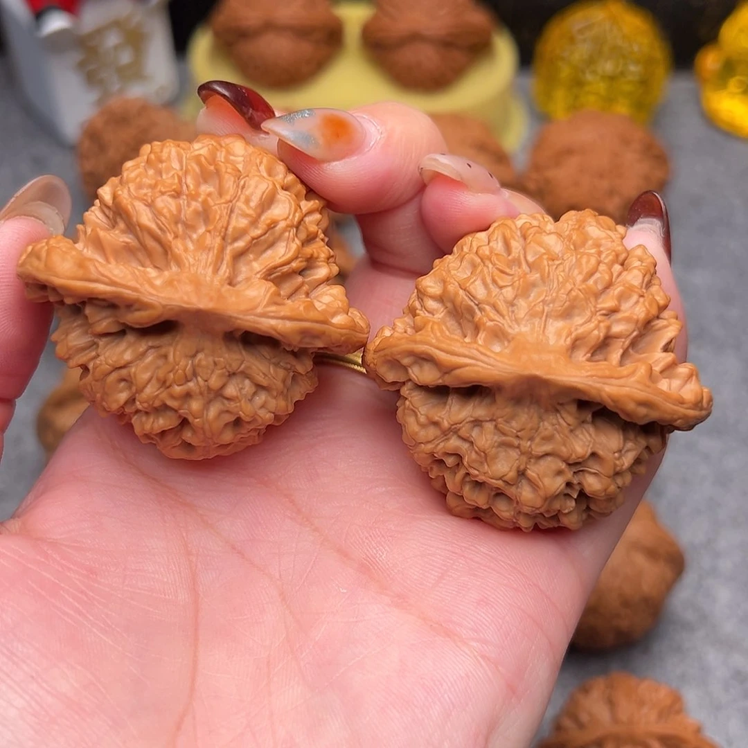 把件文玩核桃毕业精品精配麒麟纹王勇官帽48全品