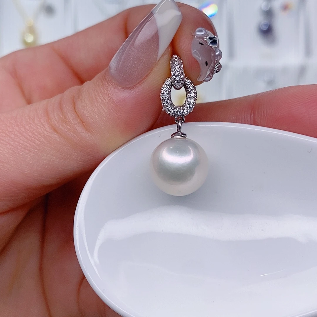 淡水珍珠吊坠(赠链)银S925镶嵌