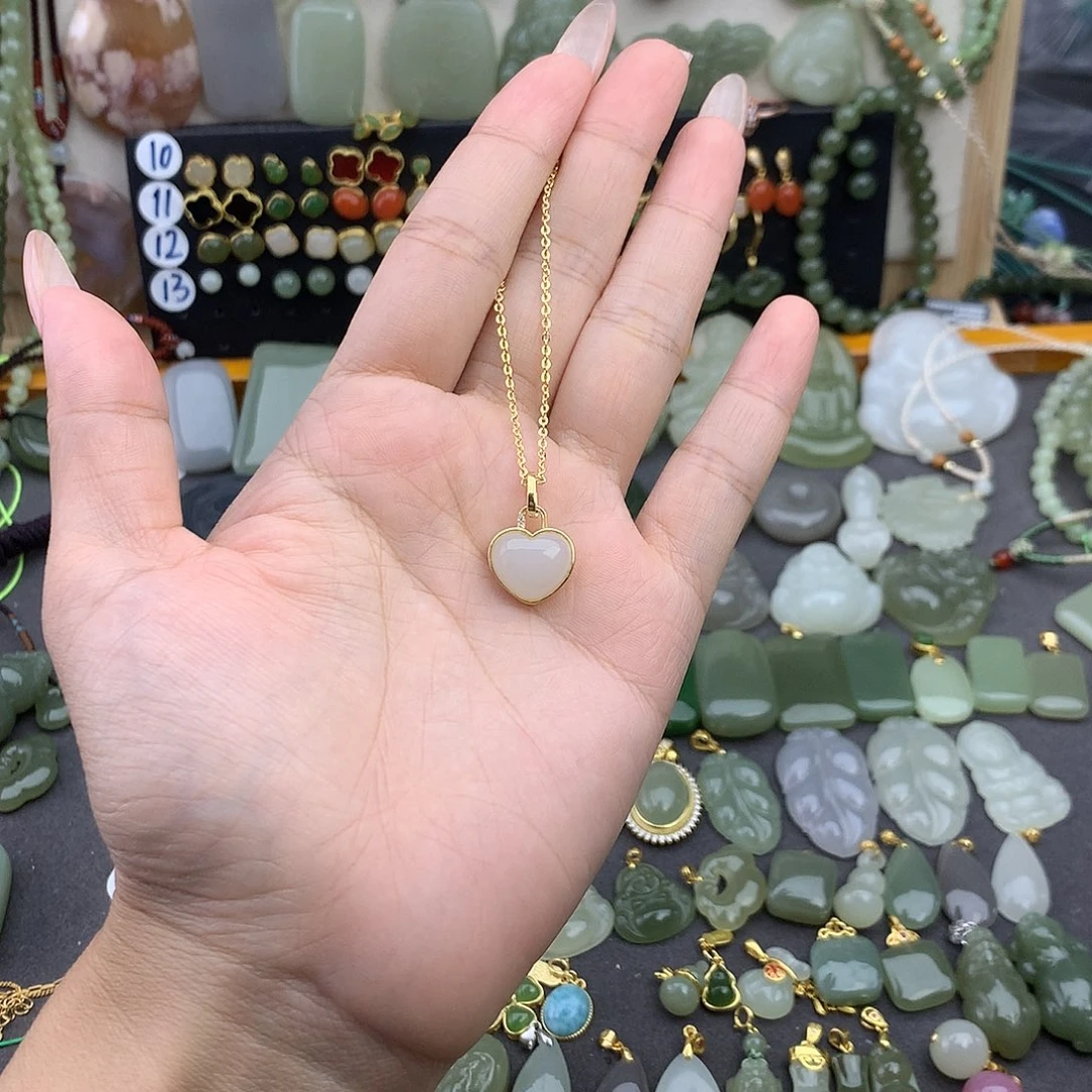 和田玉银S925镶嵌吊坠(赠链)