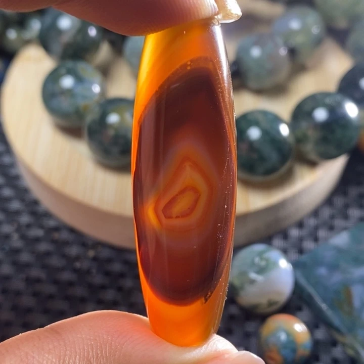 高***兴玛瑙/玉髓未镶嵌1