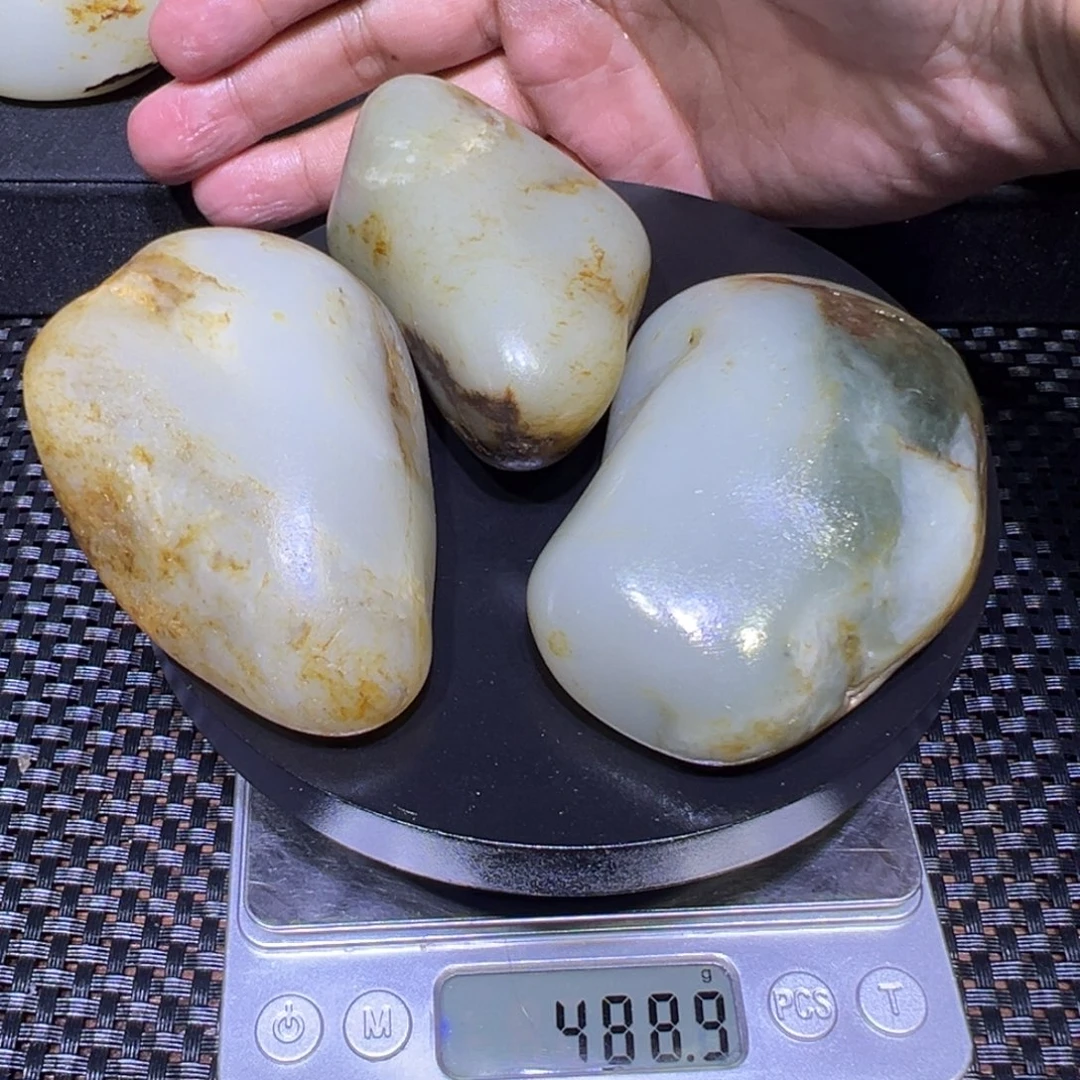 和田玉（子料）未镶嵌吊坠(不含链)489克