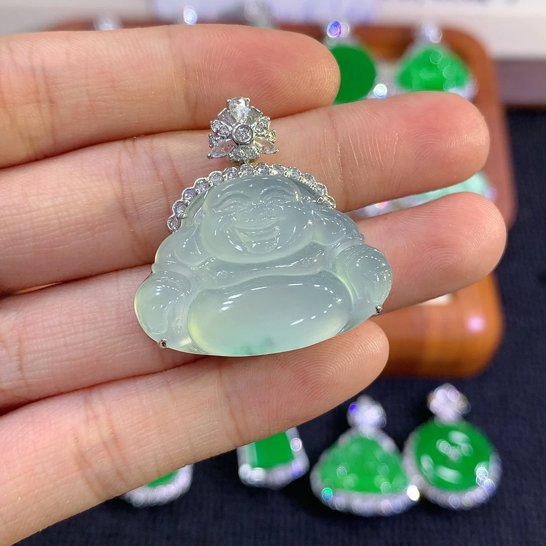 【闪购商品】吊坠(不含链)18K金镶嵌翡翠佛公