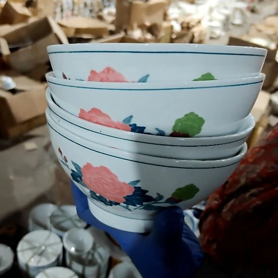 瓷片陶瓷盘子碗啥都有