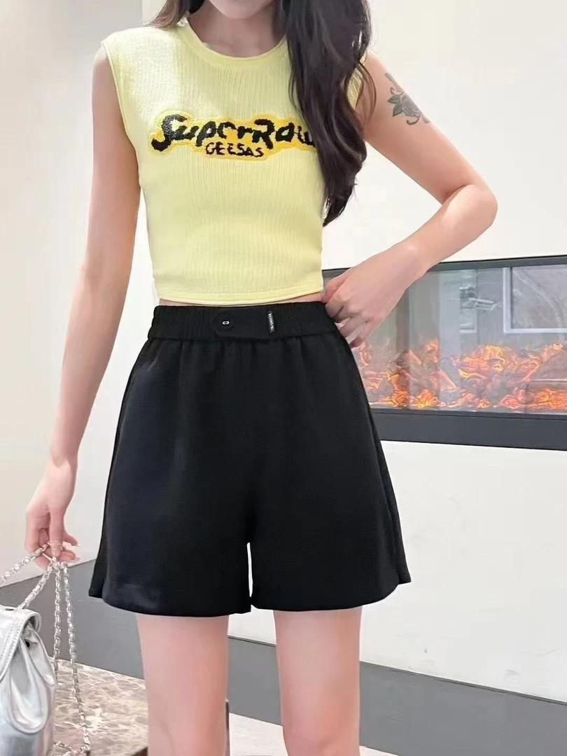 1900时尚百搭薄款弹力短裤6062