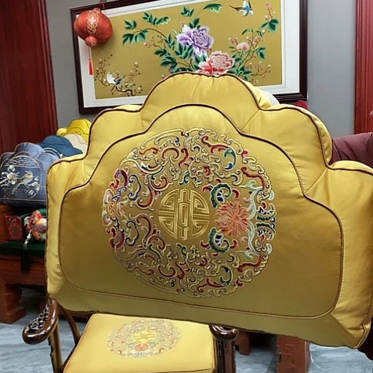 绸缎福利现货 1个云枕靠背金色