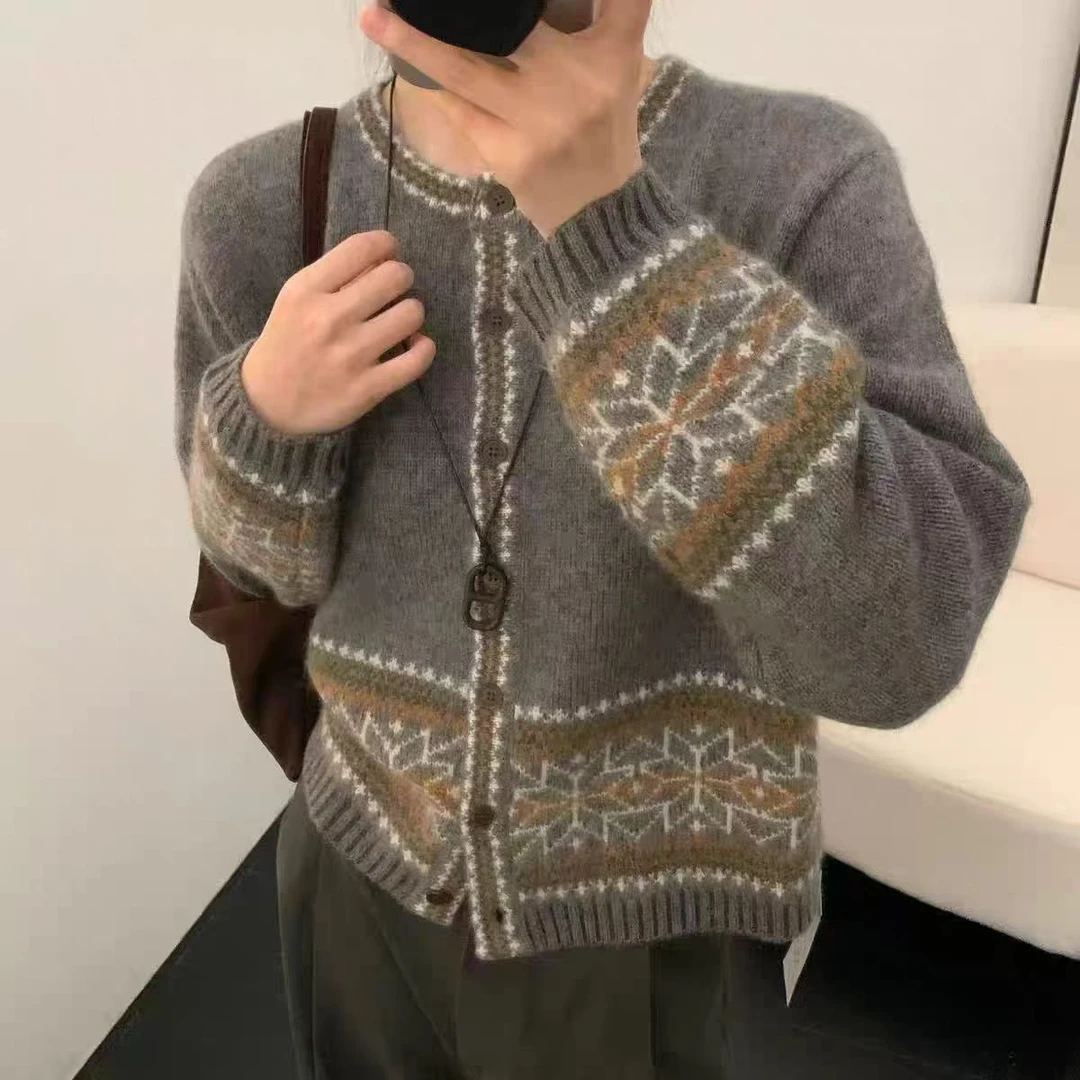 线下299#2025冬季新款圆领时尚费尔岛提花针织开衫JF918