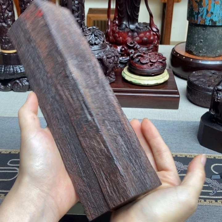 檀香紫檀(小叶紫檀)把件