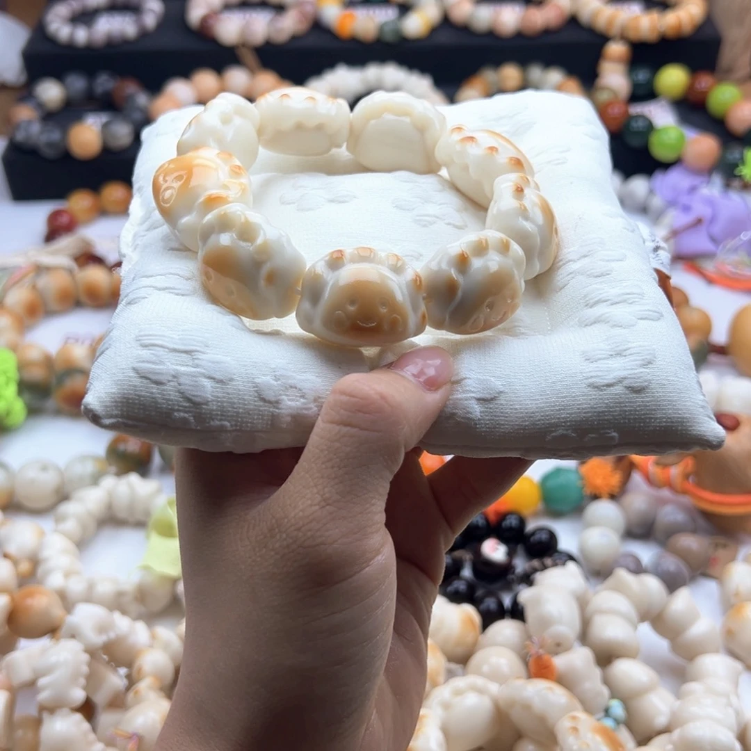 白玉菩提吊坠饺子30