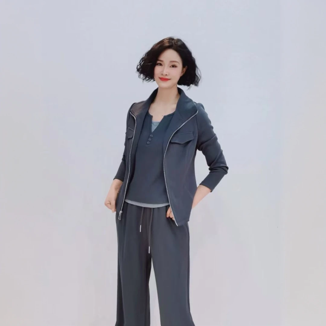 【FT006】时尚套装都市风休闲风女装气质百搭连帽女士显瘦三件套