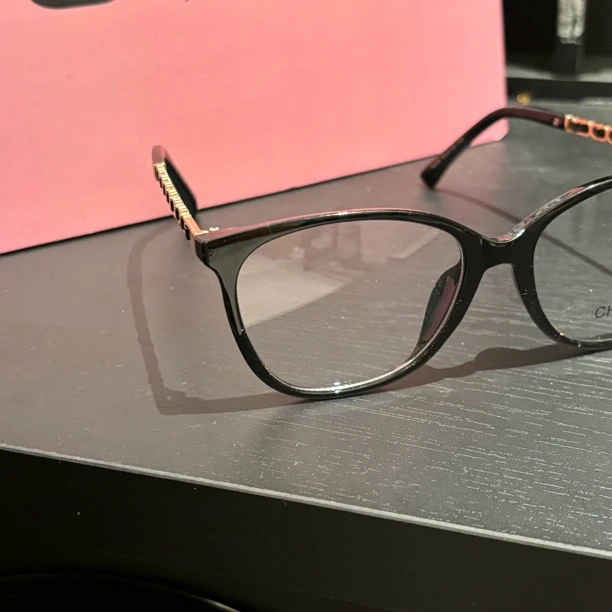 1066奶奶家窄边小羊皮编织眼镜