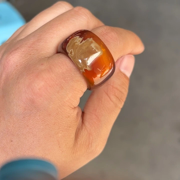 琥珀未镶嵌颈饰琥珀吊坠