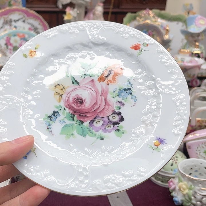 瓷片摆件，摆件，，摆件，摆件，摆件。