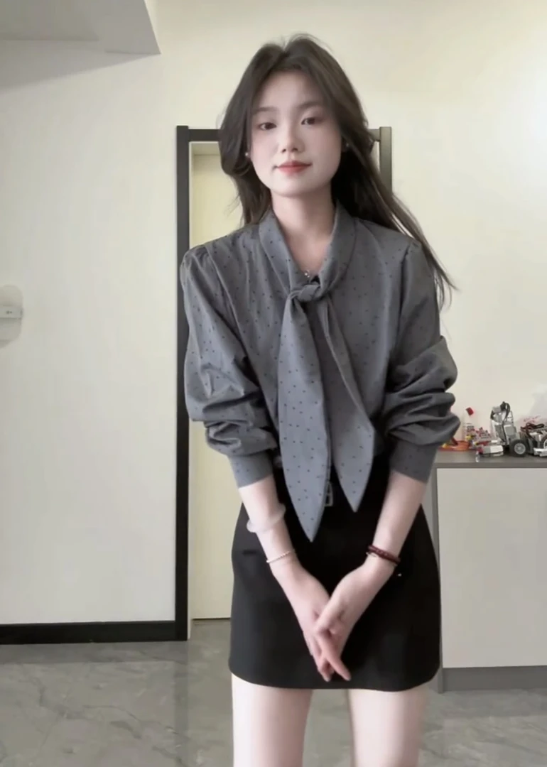 气质高级设计感法式复古波点打结绑带衬衫女高腰包臀短裙两件套装