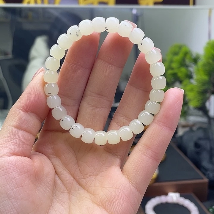 和田玉（糖玉）未镶嵌手链
