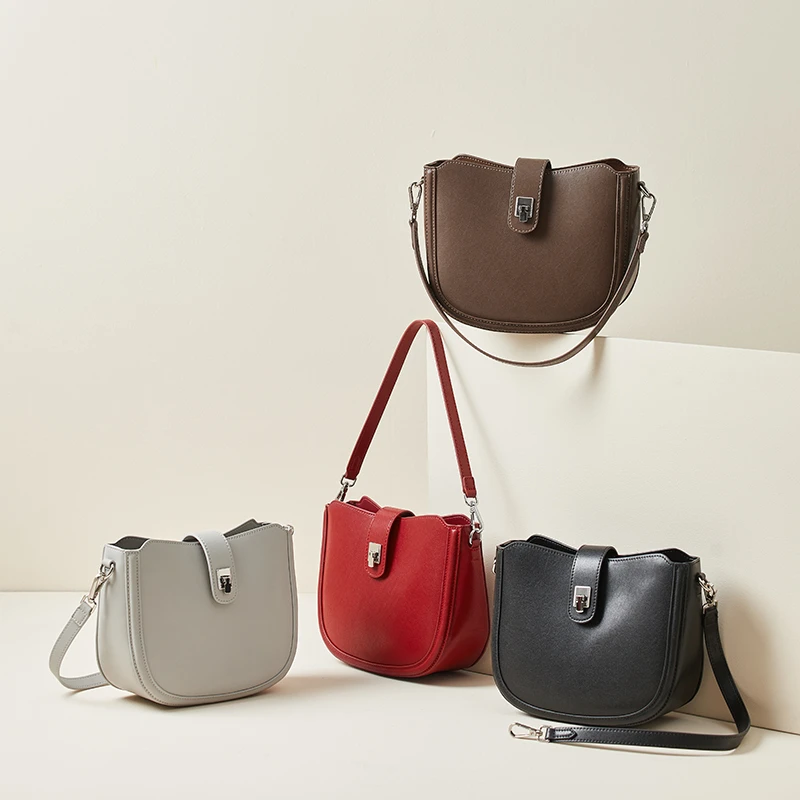 波斯丹顿夏季简约马鞍包高级感女休闲出游单肩包包个性斜跨牛皮包