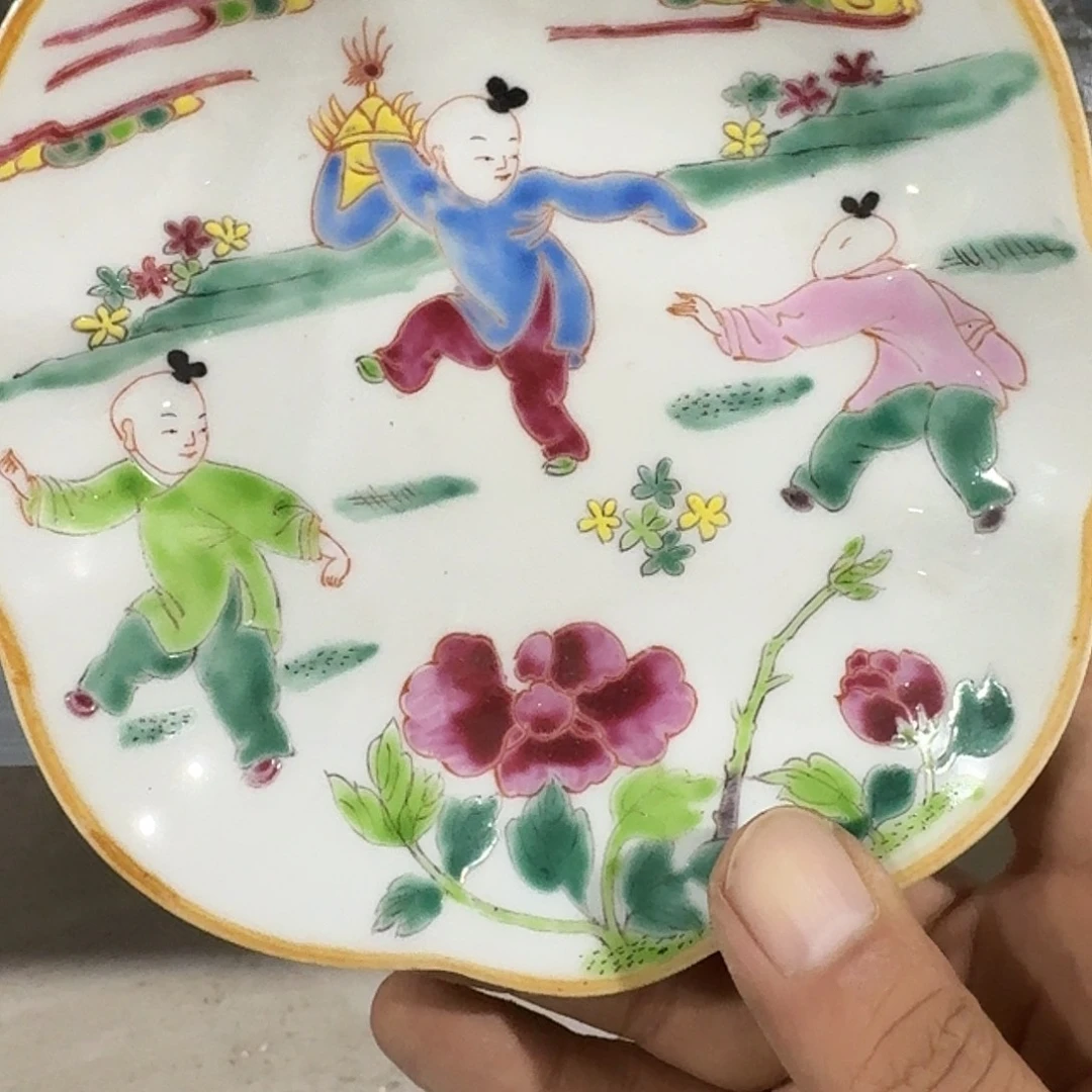 瓷片摆件等方式在不同部位上都