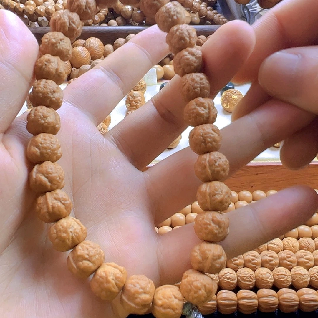 爱***珩猴头雕刻蝉王手持全品