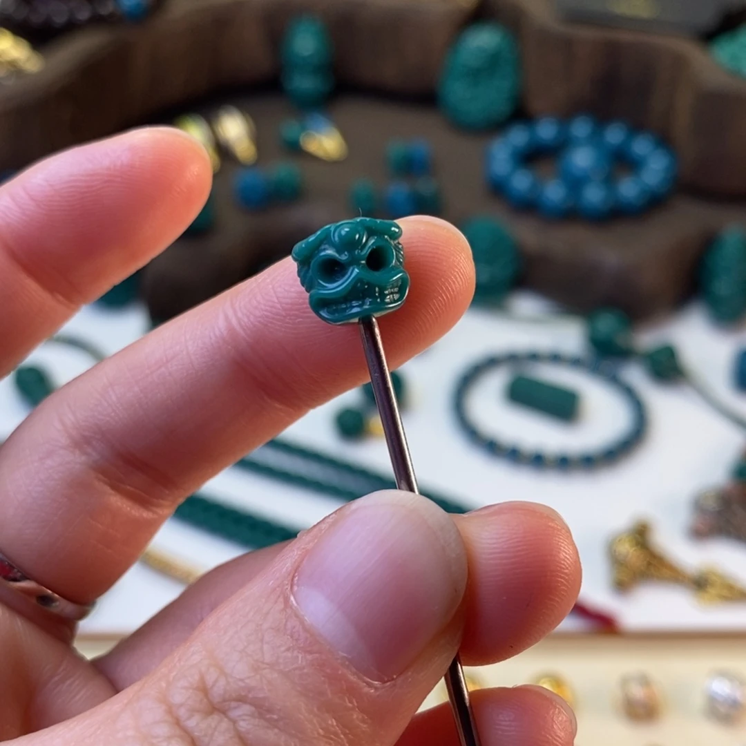 琉璃颈饰地狱色10mm男爵