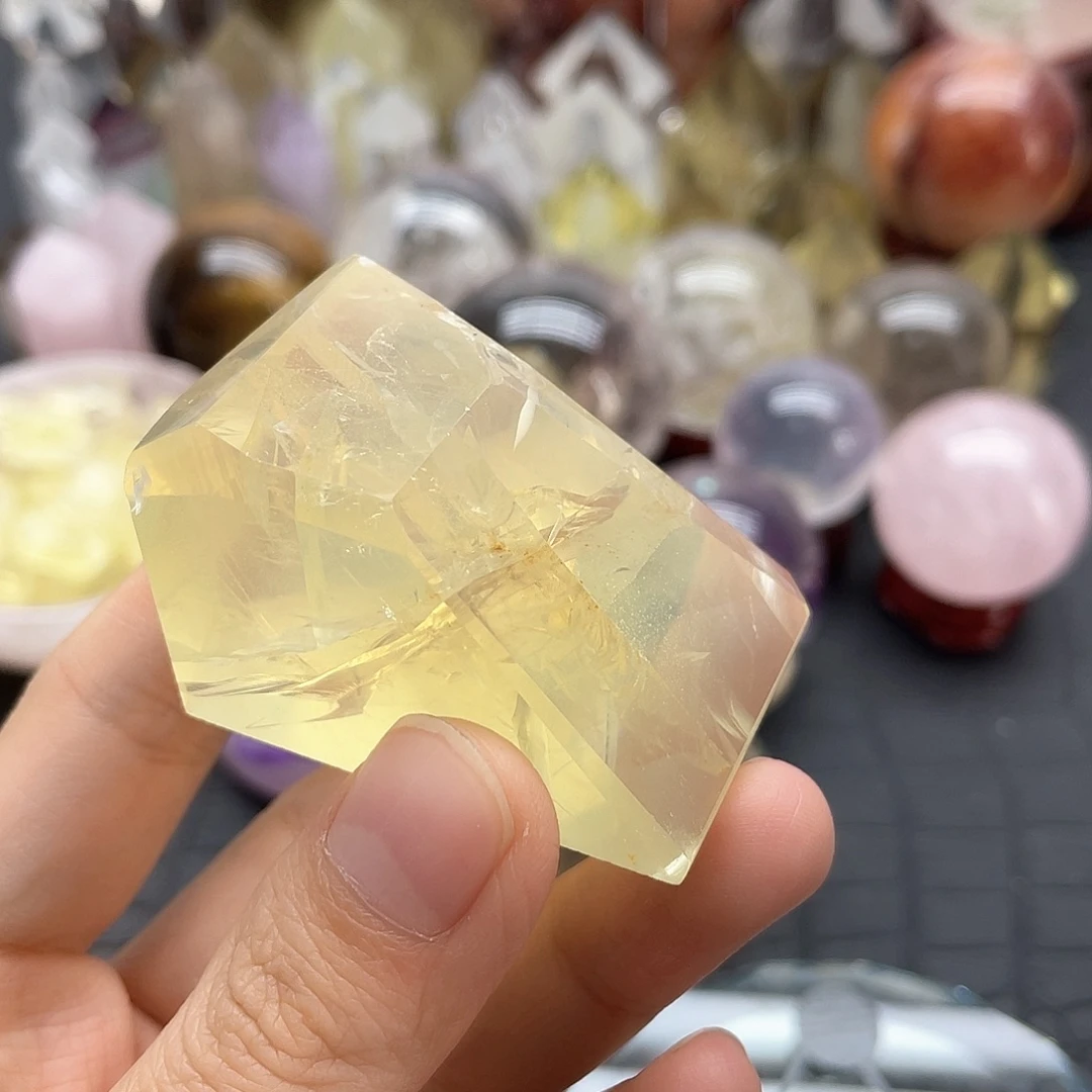 未镶嵌水晶珠宝半成品64黄随行