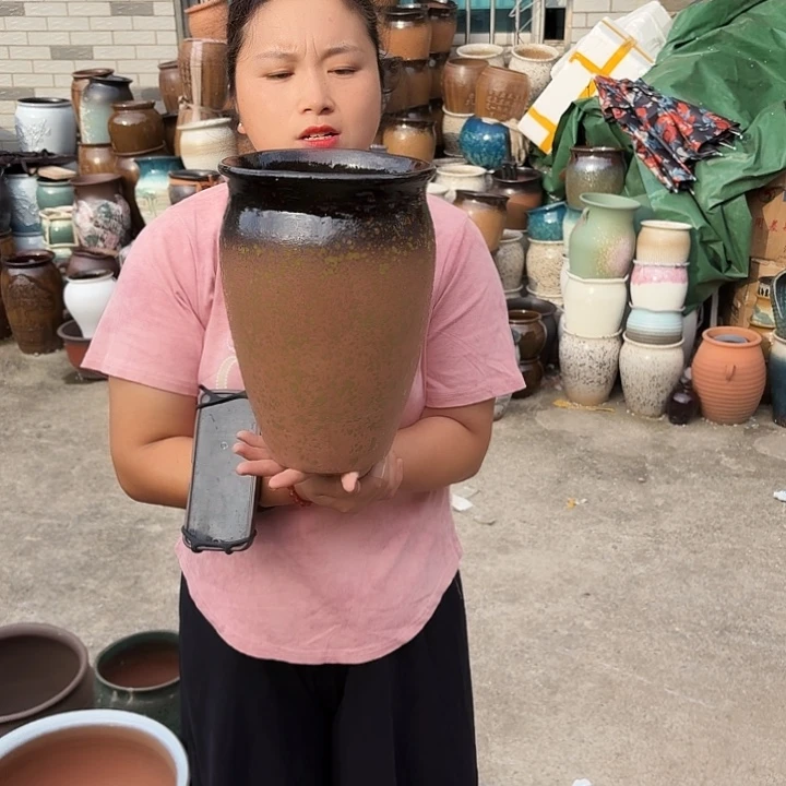 口20高29瑕疵一个盆子。