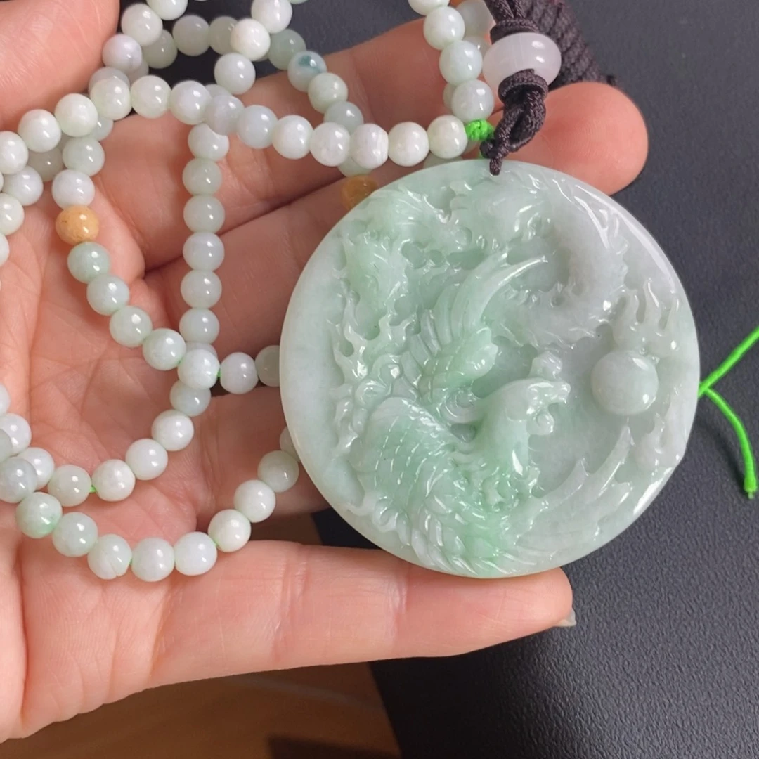 翡翠颈饰未镶嵌凤凰