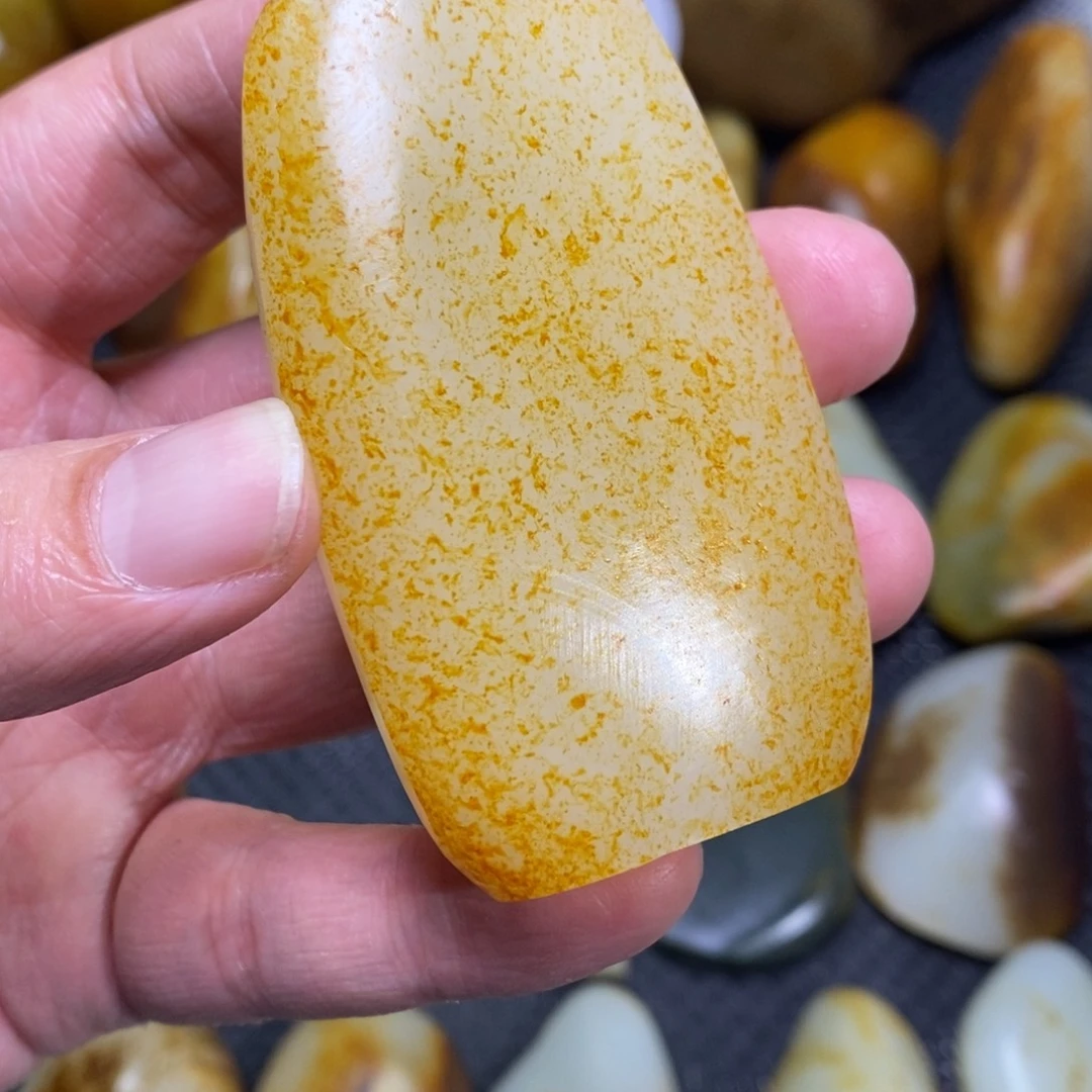 酒***违定制和田玉未镶嵌和田玉