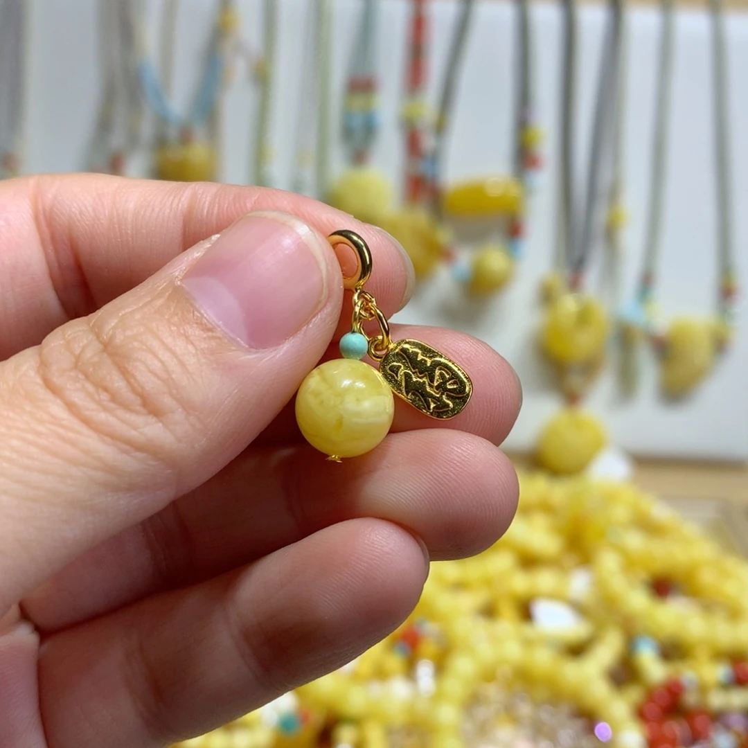 蜜蜡未镶嵌裸石9.4mm