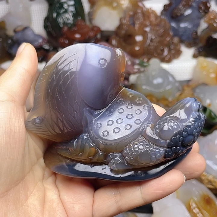 玛瑙/玉髓饰品未镶嵌龙*