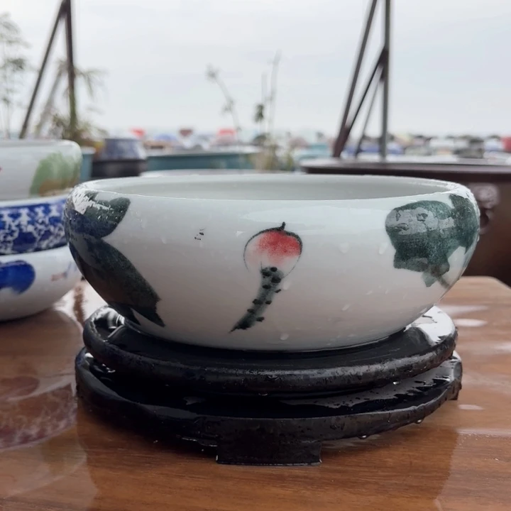陶瓷艺术品，直径25，高8