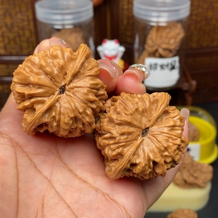 文玩核桃吊坠开***霸46官帽