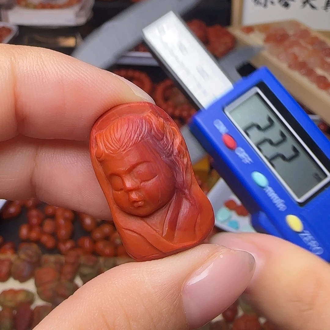 南红玛瑙未镶嵌颈饰