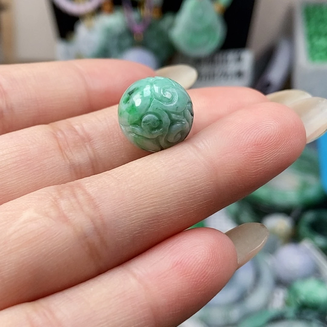 翡翠未镶嵌颈饰翡翠吊坠