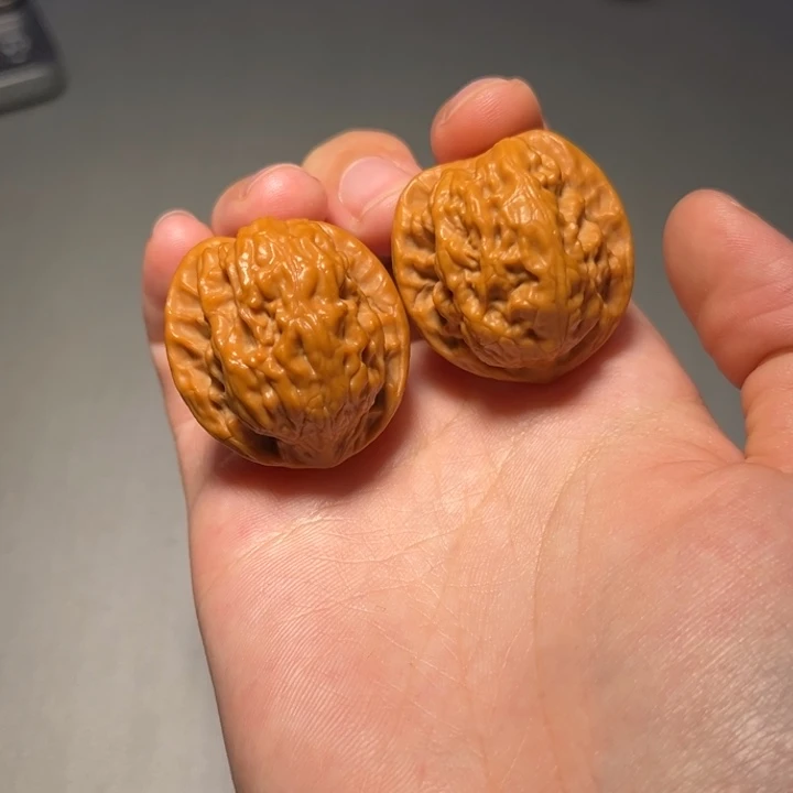 文玩核桃把件昌闷842