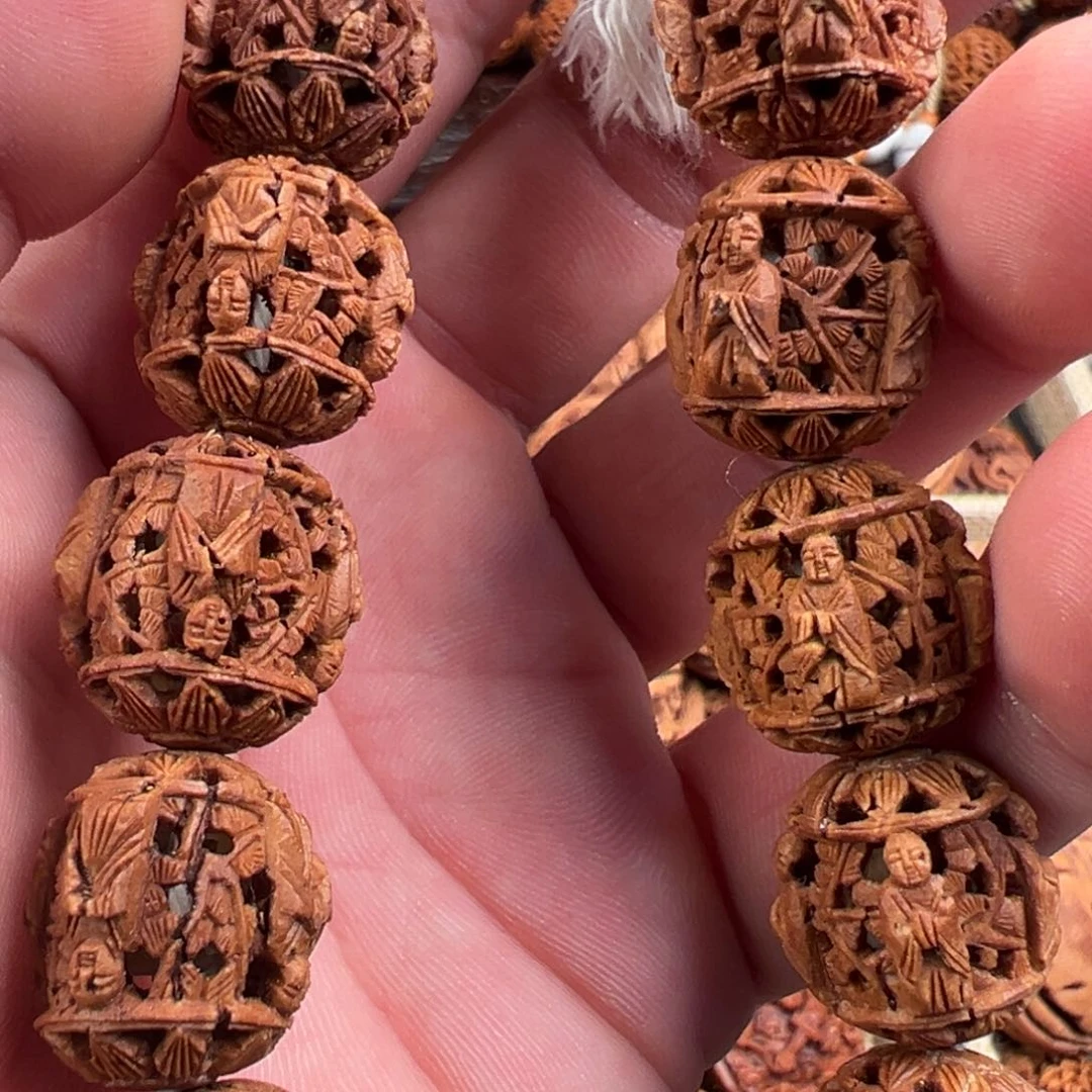 桃核吊坠桃核雕刻四方佛