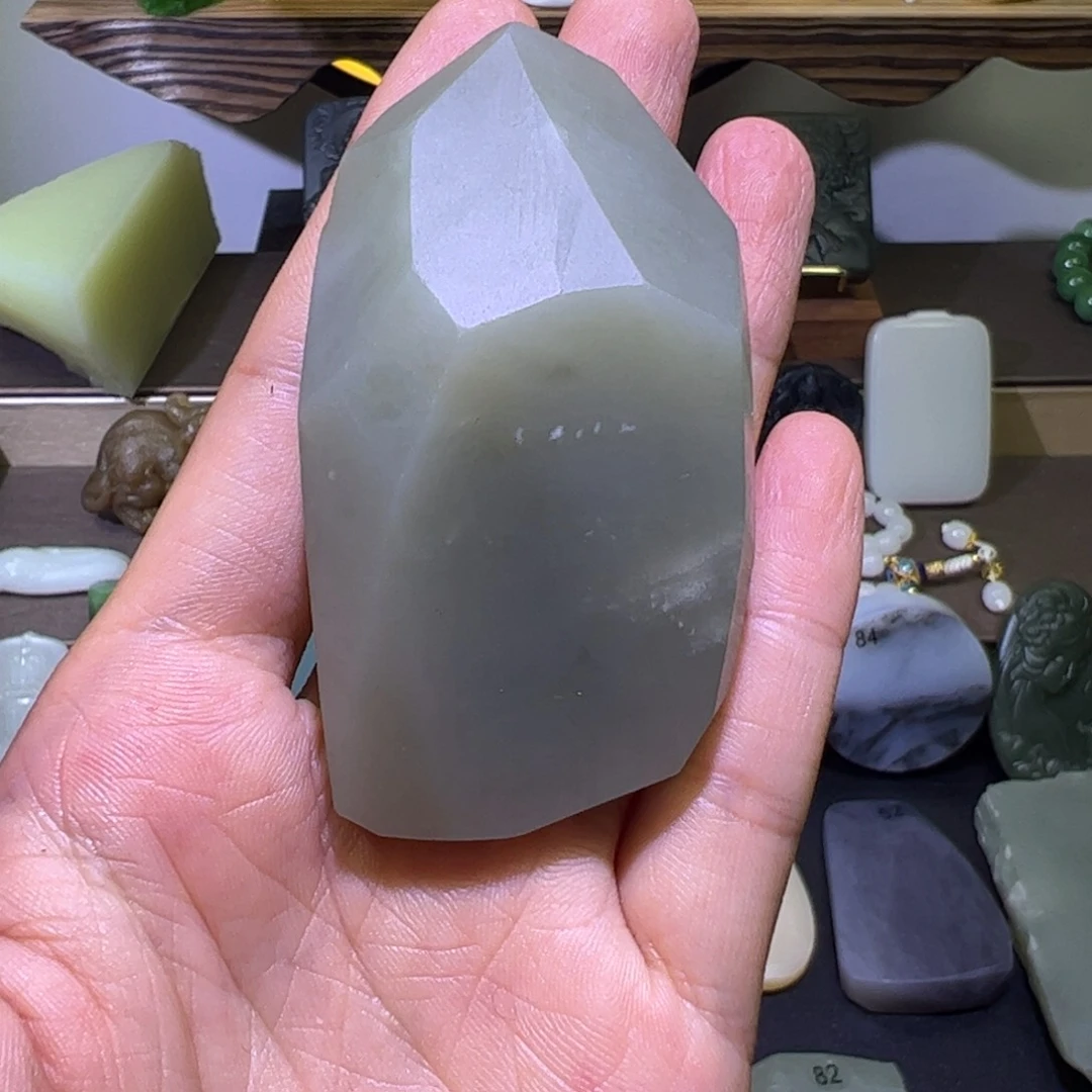 和田玉未镶嵌珠宝半成品