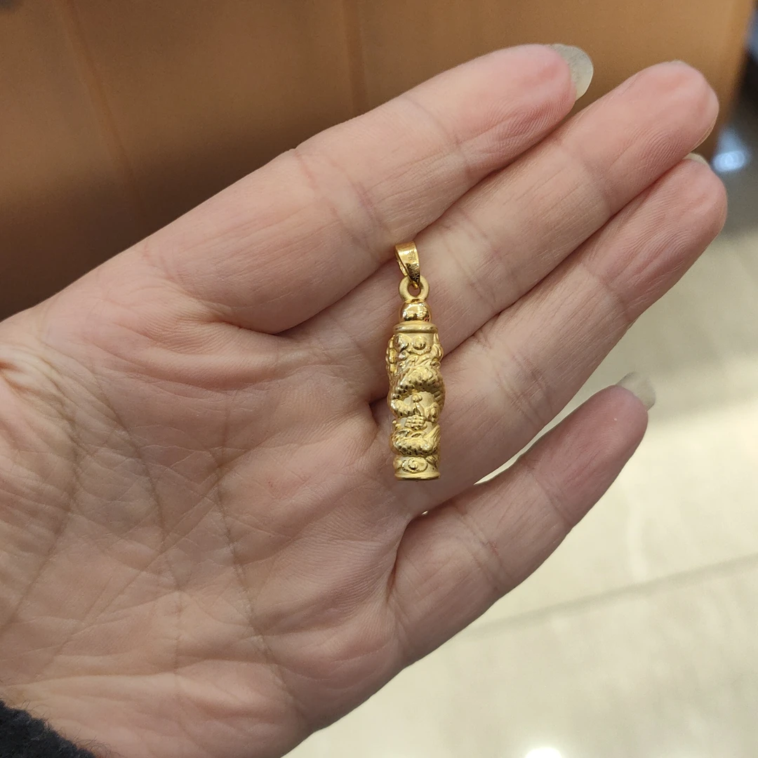 六桂福足金时尚龙柱吊坠
