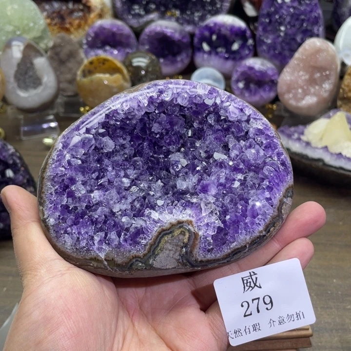 未镶嵌水晶珠宝半成品