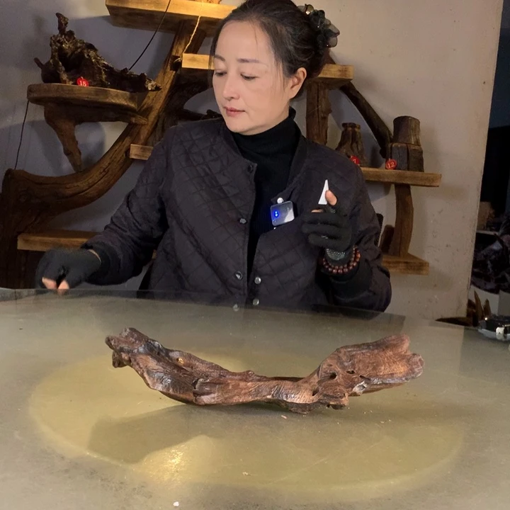 小***子天然的云南紫柚木会黄水