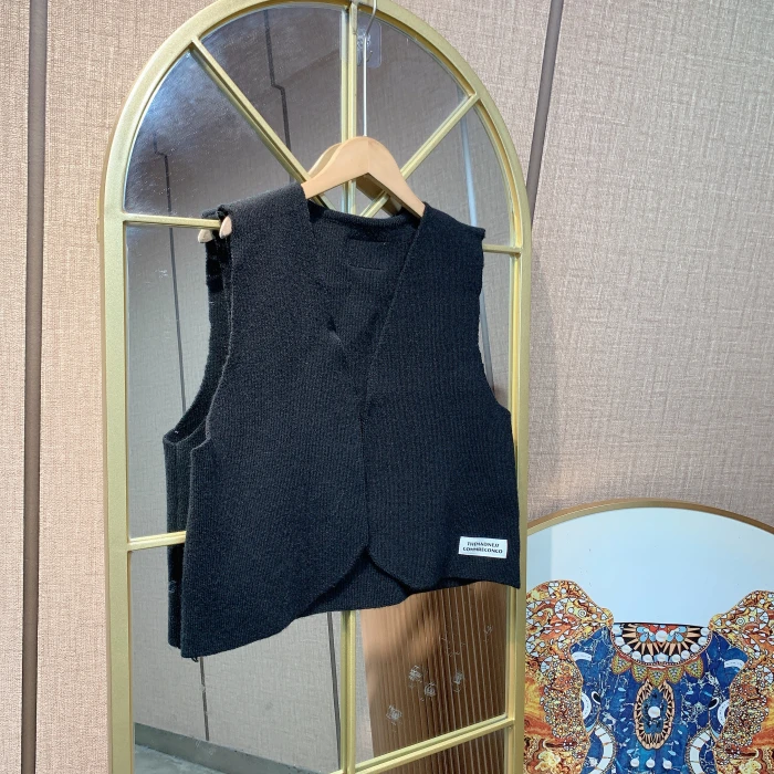 BP383孕妇黑色针织马甲90-130