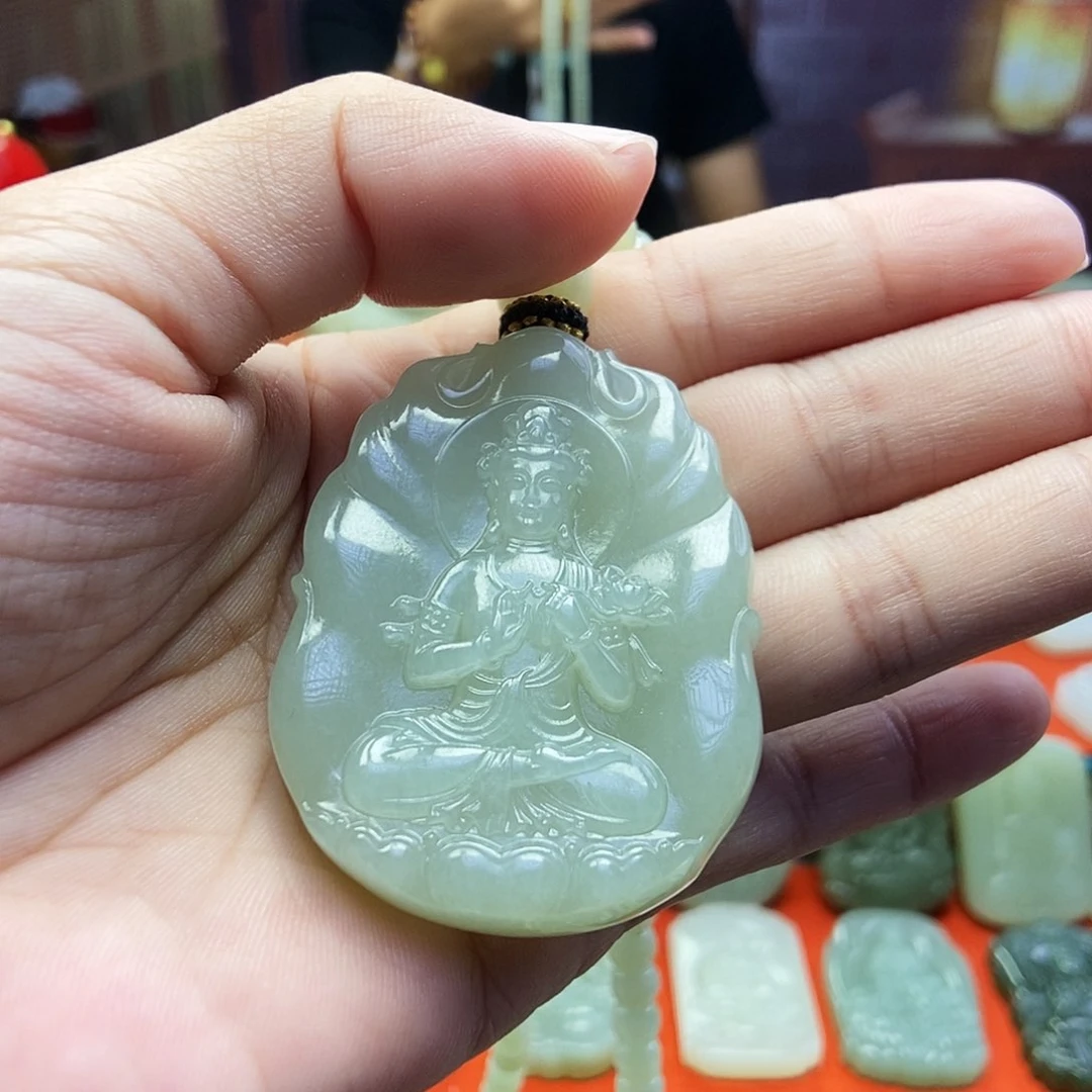 和田玉未镶嵌颈饰一**好